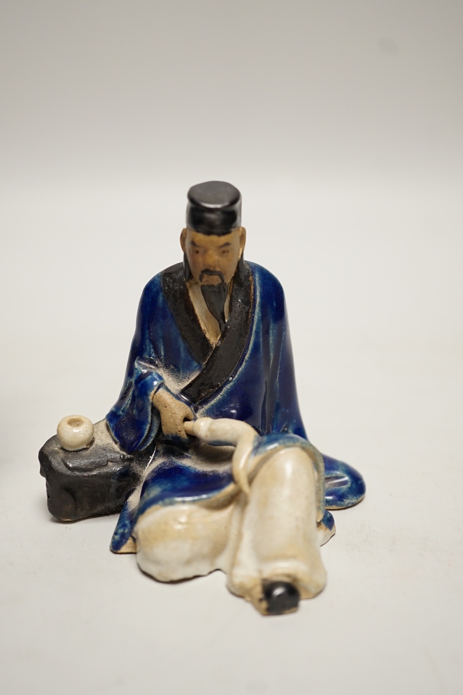 Two Chinese glazed pottery figures of Li Tieguai and Lu Dongbin, late 19th/early 20th century, largest 18cm